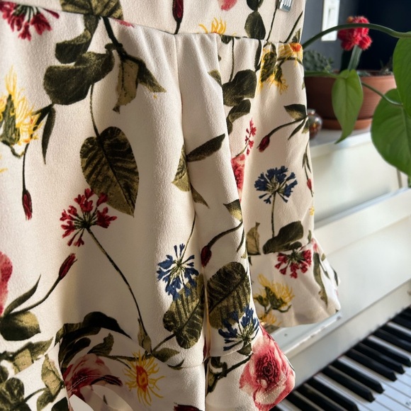 Mine High Waist Pink and Green Floral Shorts - Picture 15 of 15